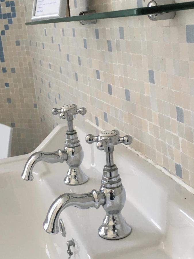 Saint-Séverin Manoir De L'Epine B&B 외부 사진